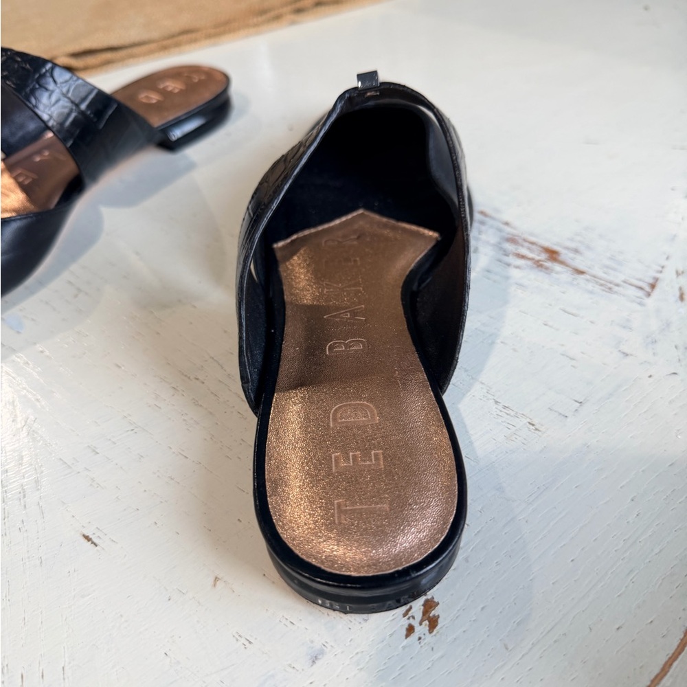 Ted Baker Black Flats - Picture 4 of 12
